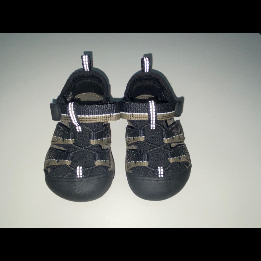 Children’s shoes